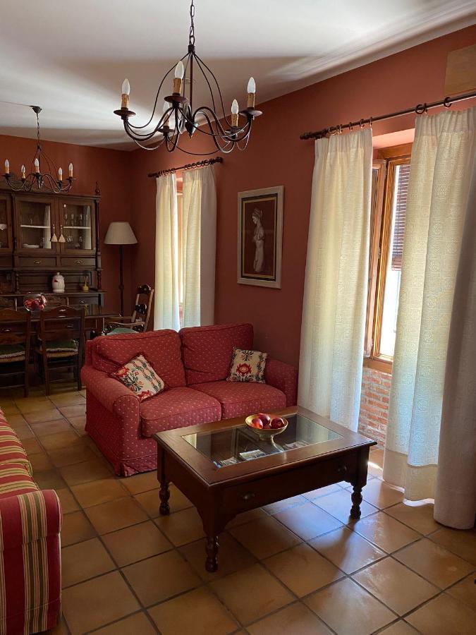 Casa Rural Mirador Del Castillo อัลโมโดวาร์ เดล ริโอ ภายนอก รูปภาพ