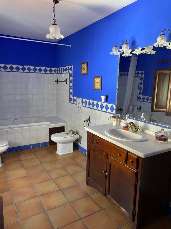 Casa Rural Mirador Del Castillo อัลโมโดวาร์ เดล ริโอ ภายนอก รูปภาพ