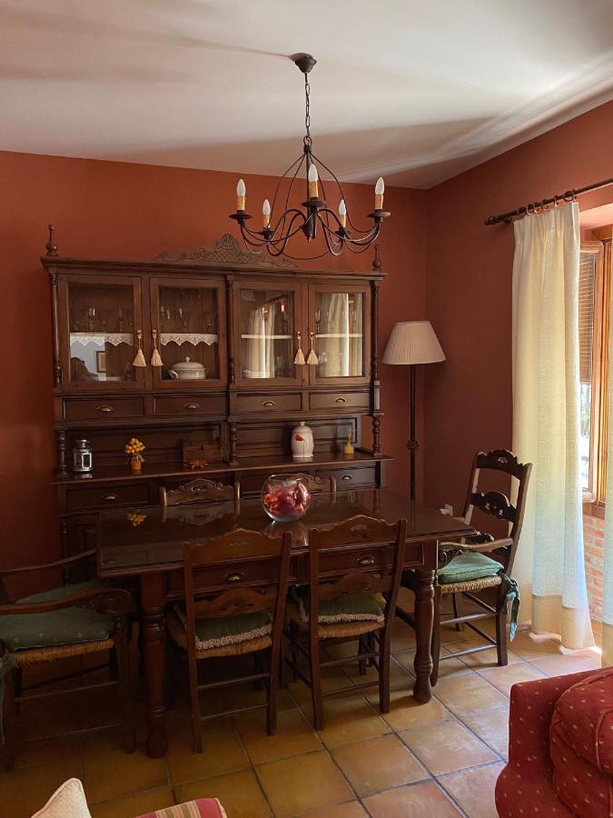 Casa Rural Mirador Del Castillo อัลโมโดวาร์ เดล ริโอ ภายนอก รูปภาพ